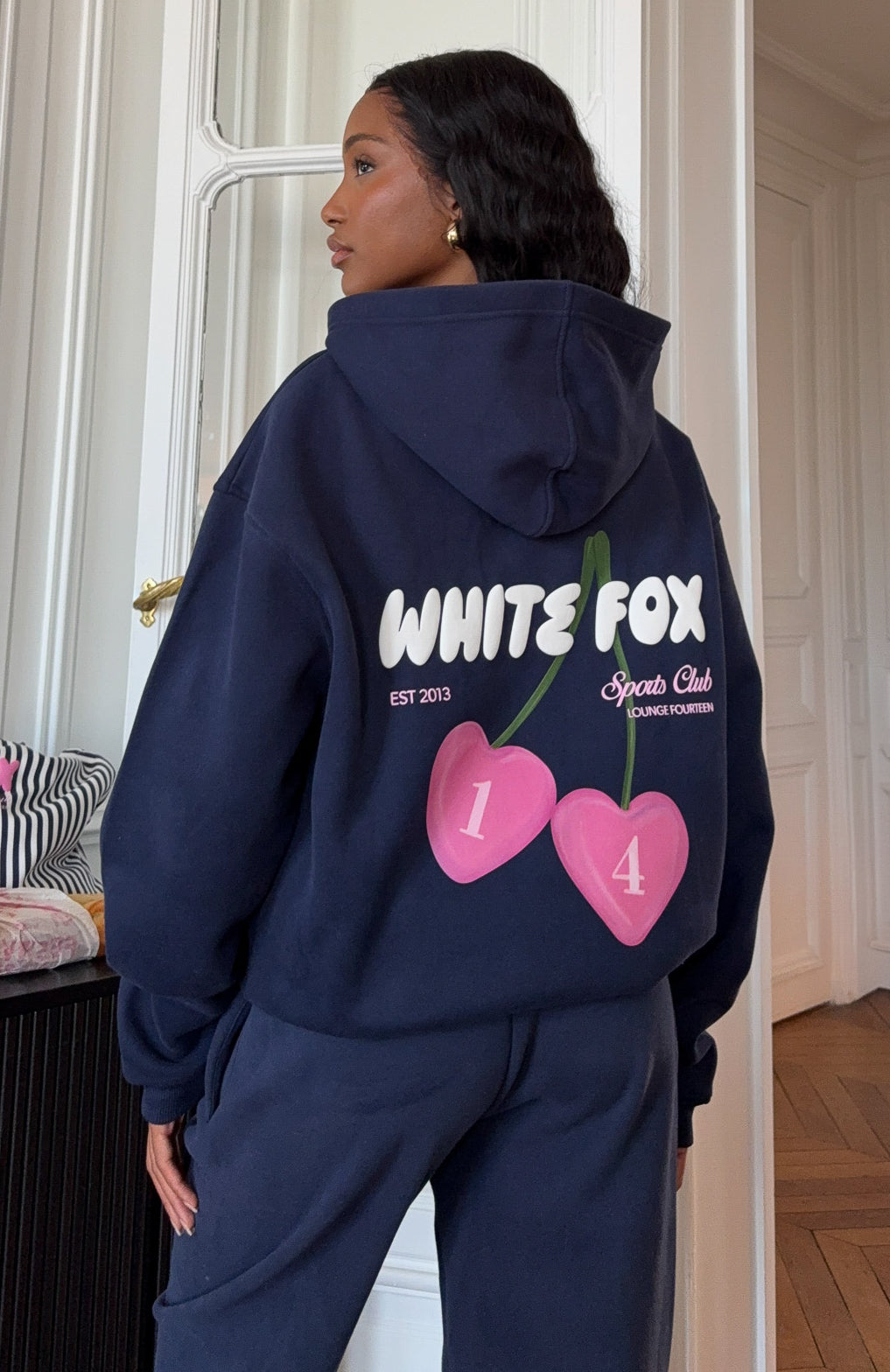 white-fox-club-14-trinity-oversized-hoodie-navy-02