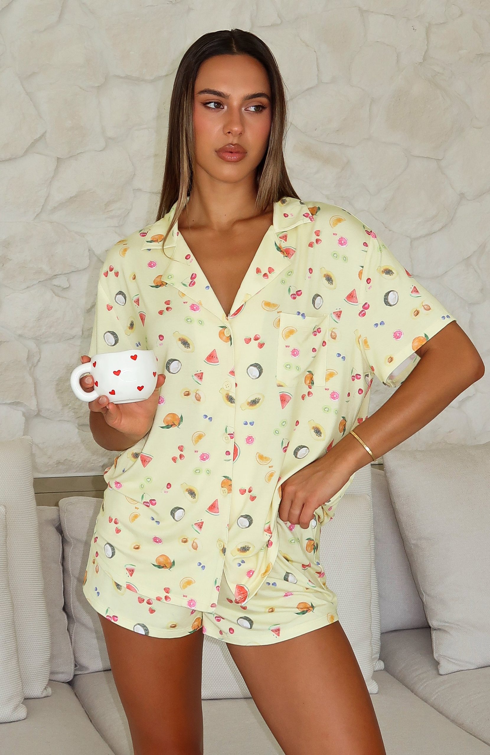 white-fox-dreamscape-printed-pyjama-set-fruit-salad-yellow-7.11.25-09