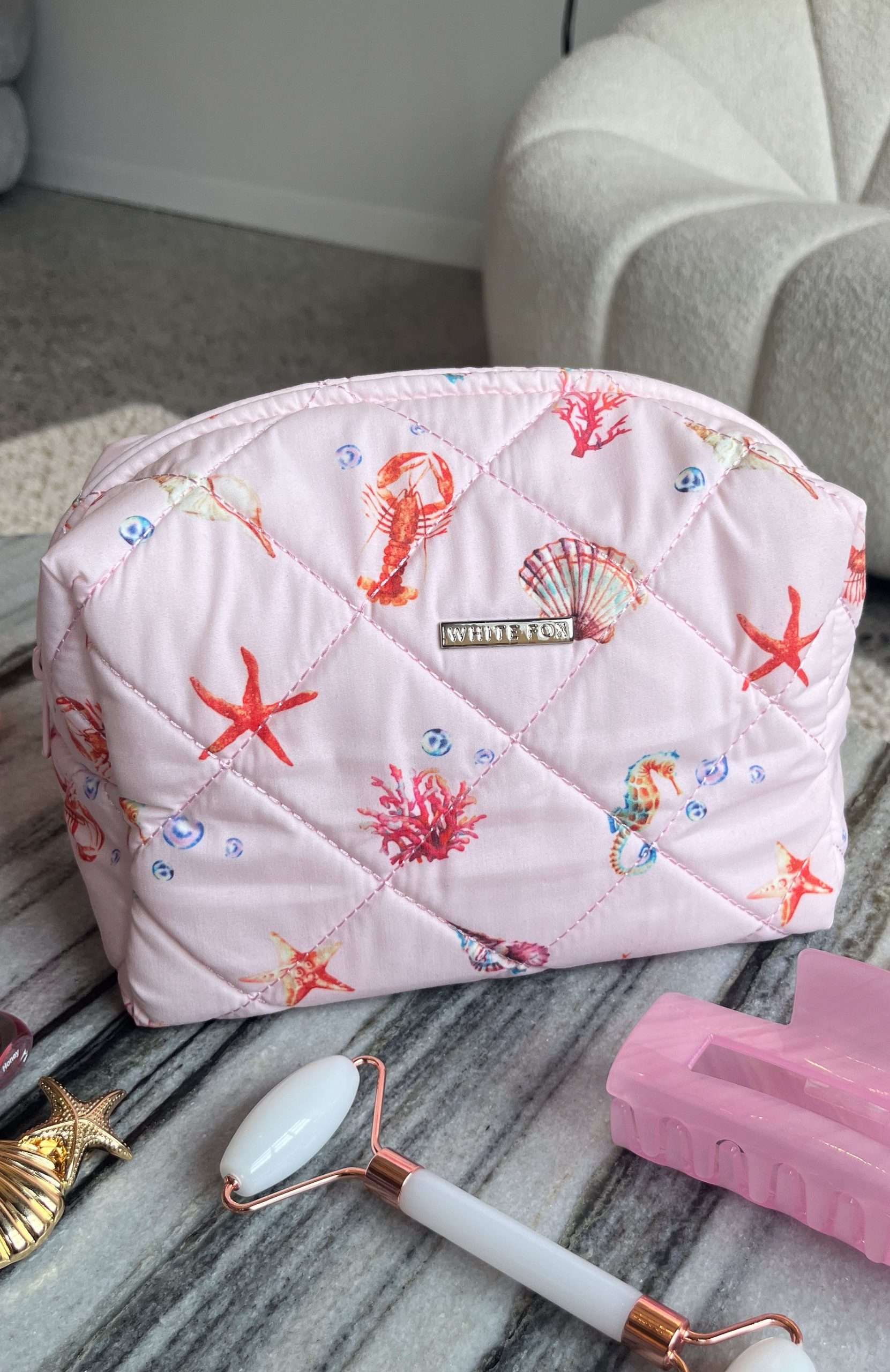 white-fox-getting-ready-cosmetic-bag-sea-dreams-30.12.254