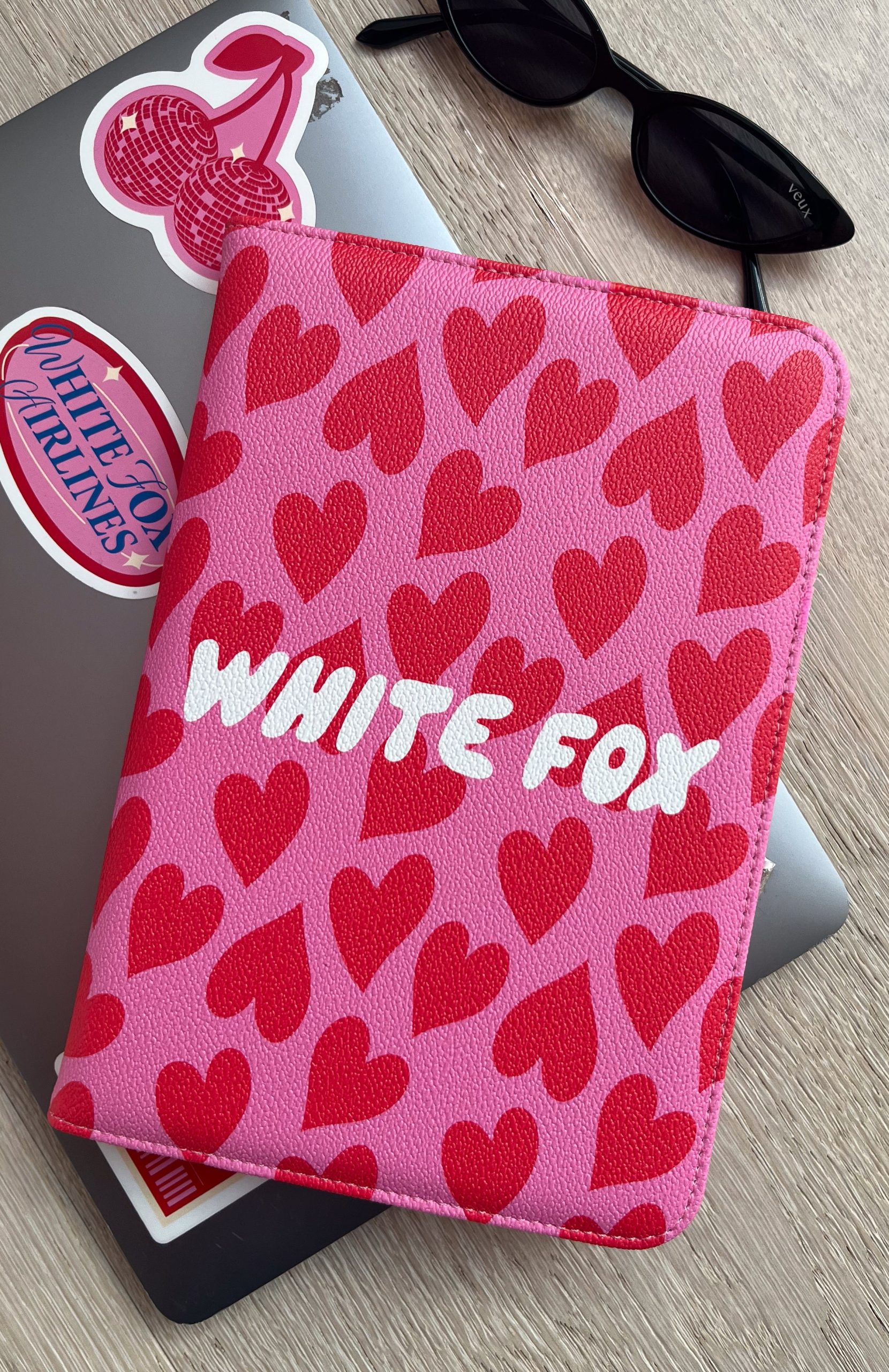 white-fox-speckles-a5-notebook-pink-hearts-red-9.12.2505