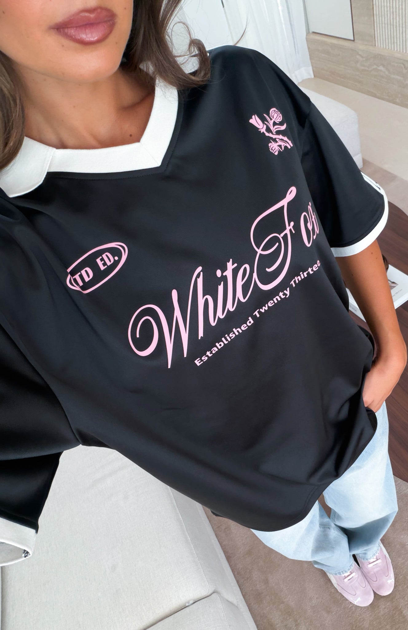 white-fox-stolen-glances-oversized-jerseyblack23.03.2026-21
