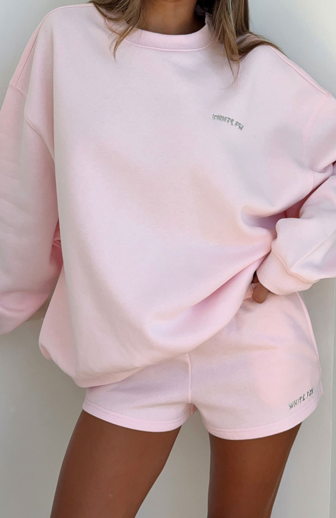 white-fox-test-drive-oversized-sweater-icy-pink_12.11.25