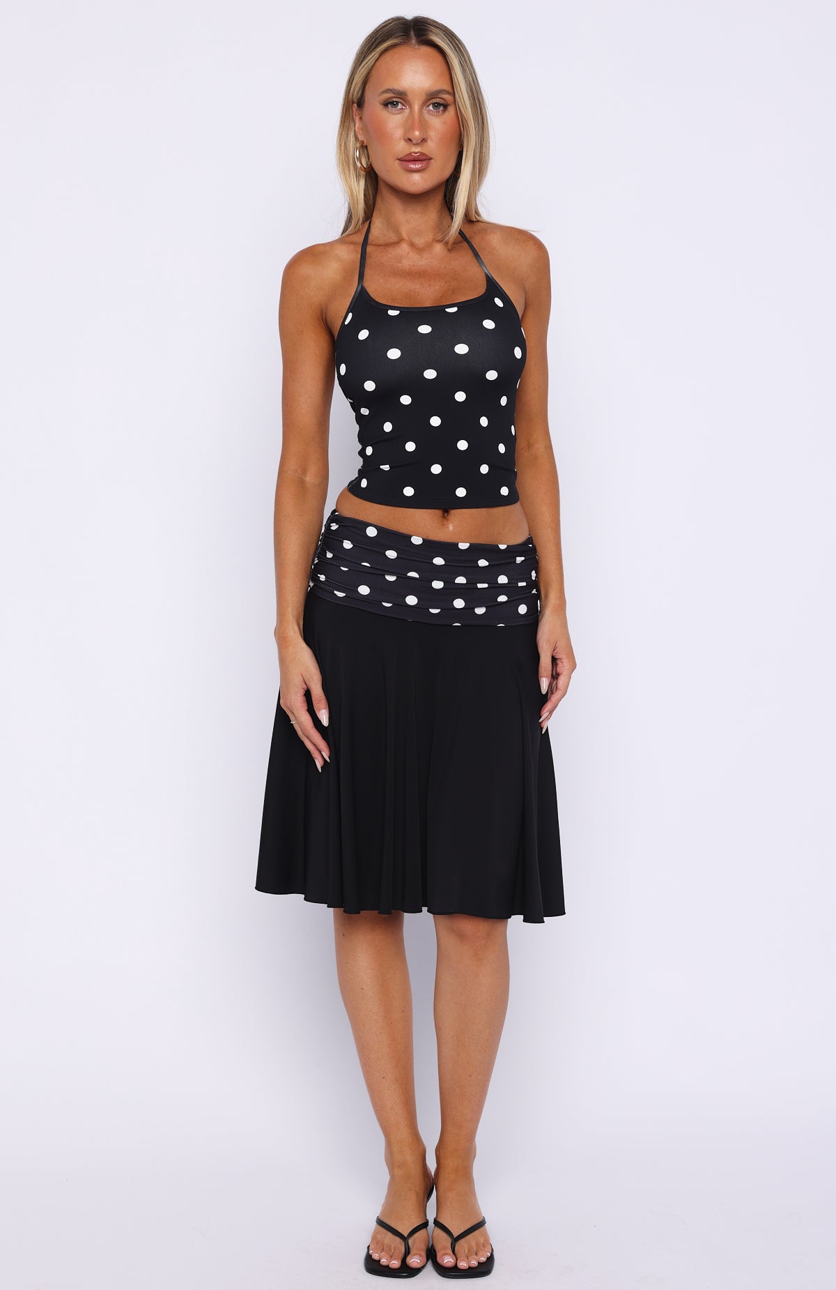 white-fox-we_ve-got-that-spark-midi-skirt-black-white-polka-dot-03